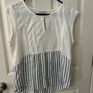 Sleeveless blouse